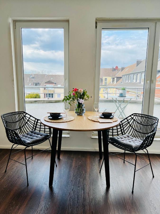 Sunset Apartment: Free Parking + Balcony + Netflix 埃森 外观 照片