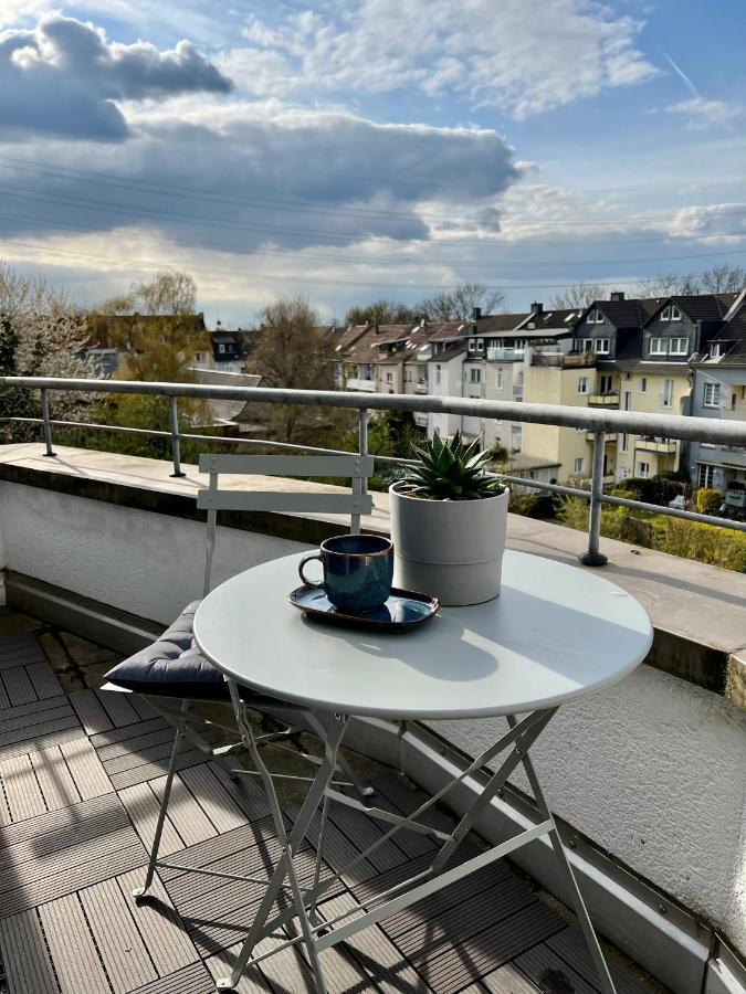 Sunset Apartment: Free Parking + Balcony + Netflix 埃森 外观 照片